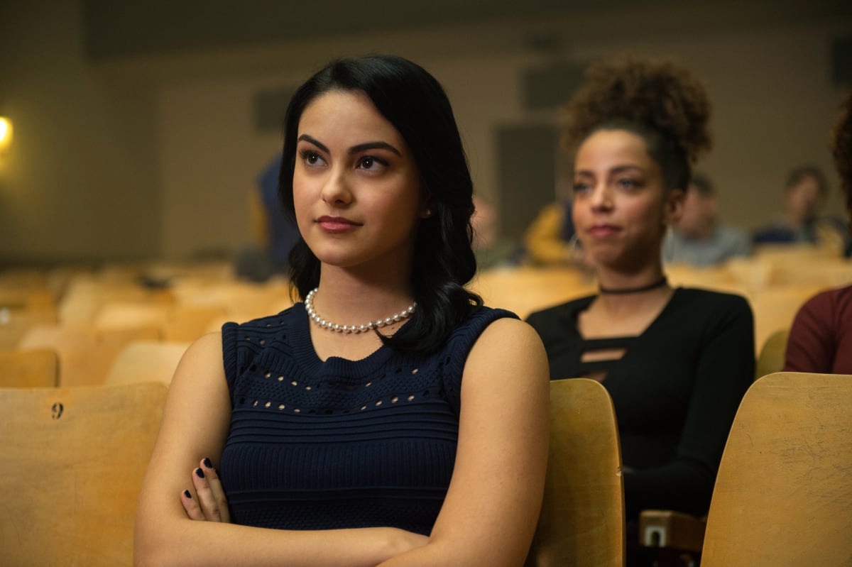 Camila Mendes On Veronica Lodge S Latina Culture Riverdale Popsugar Latina