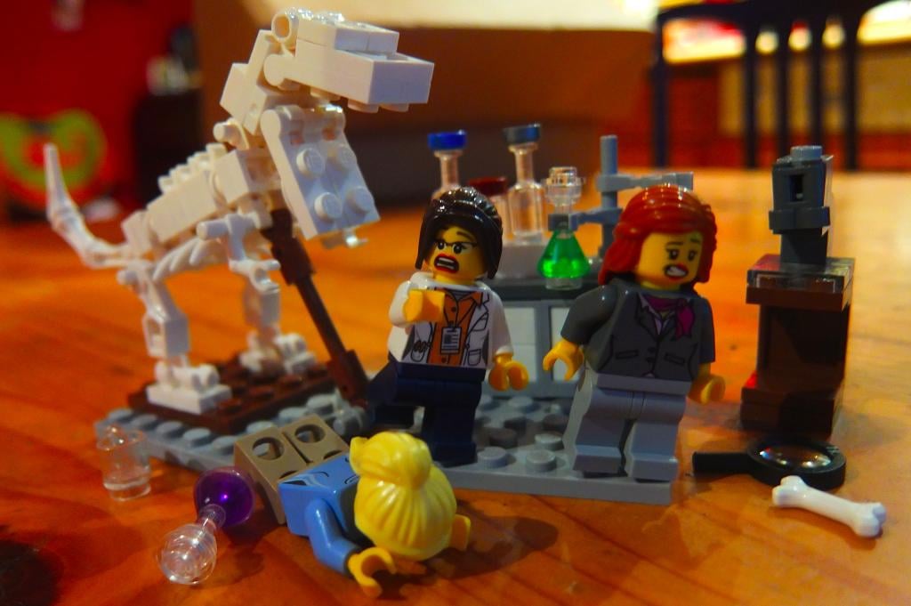 Lego Female Scientist Twitter Account