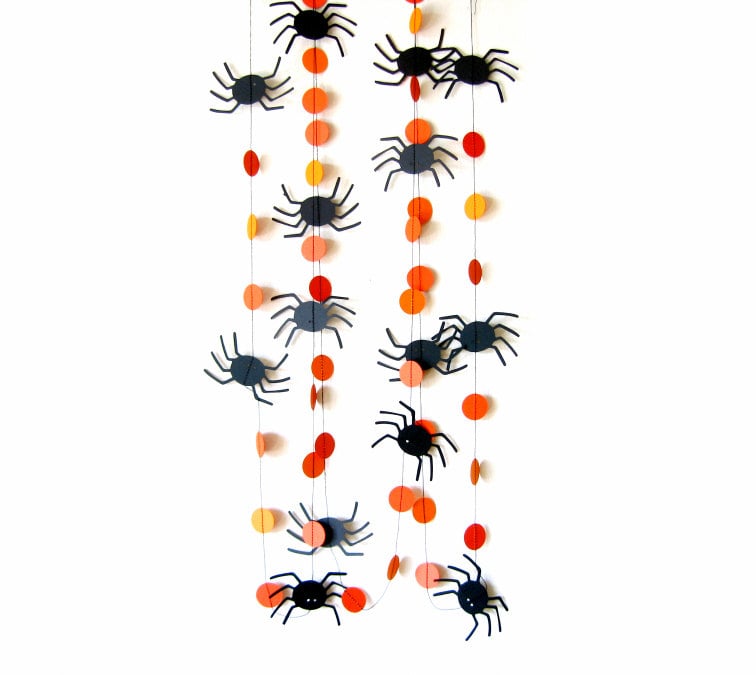 Spider Circle Garland