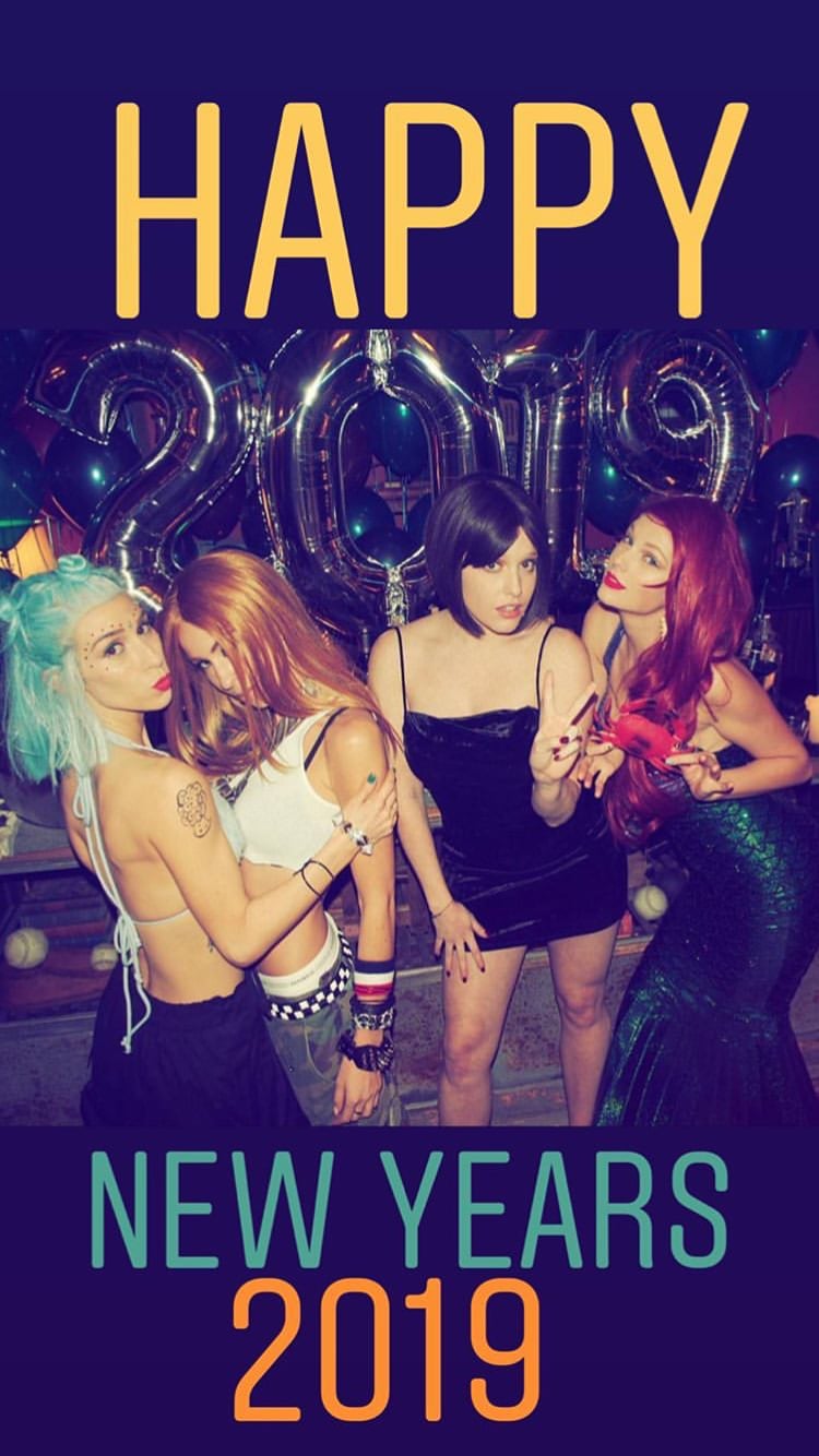 Taylor Swift New Year S Eve Party Pictures 2018 Popsugar Celebrity