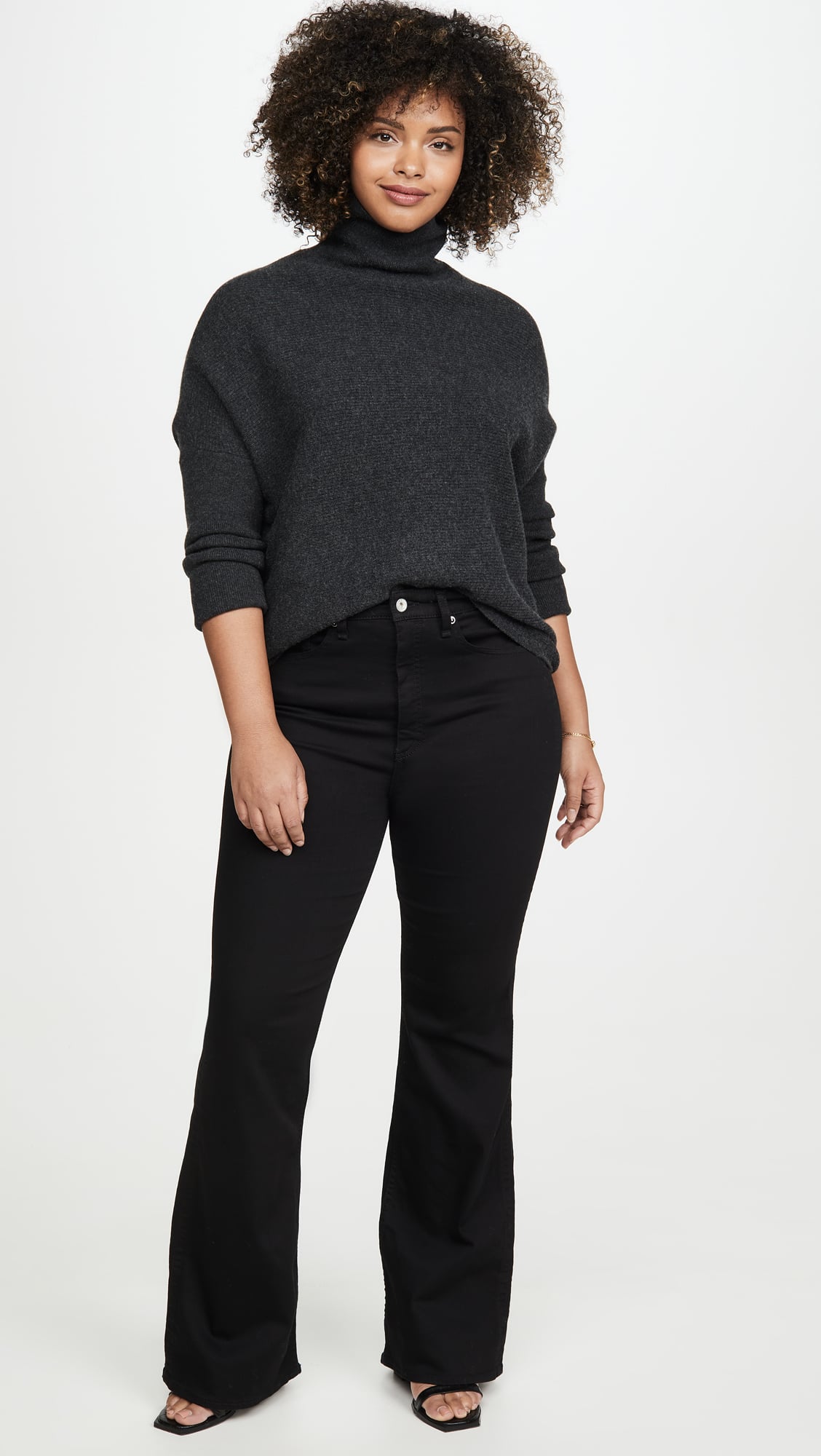 flared pants met split