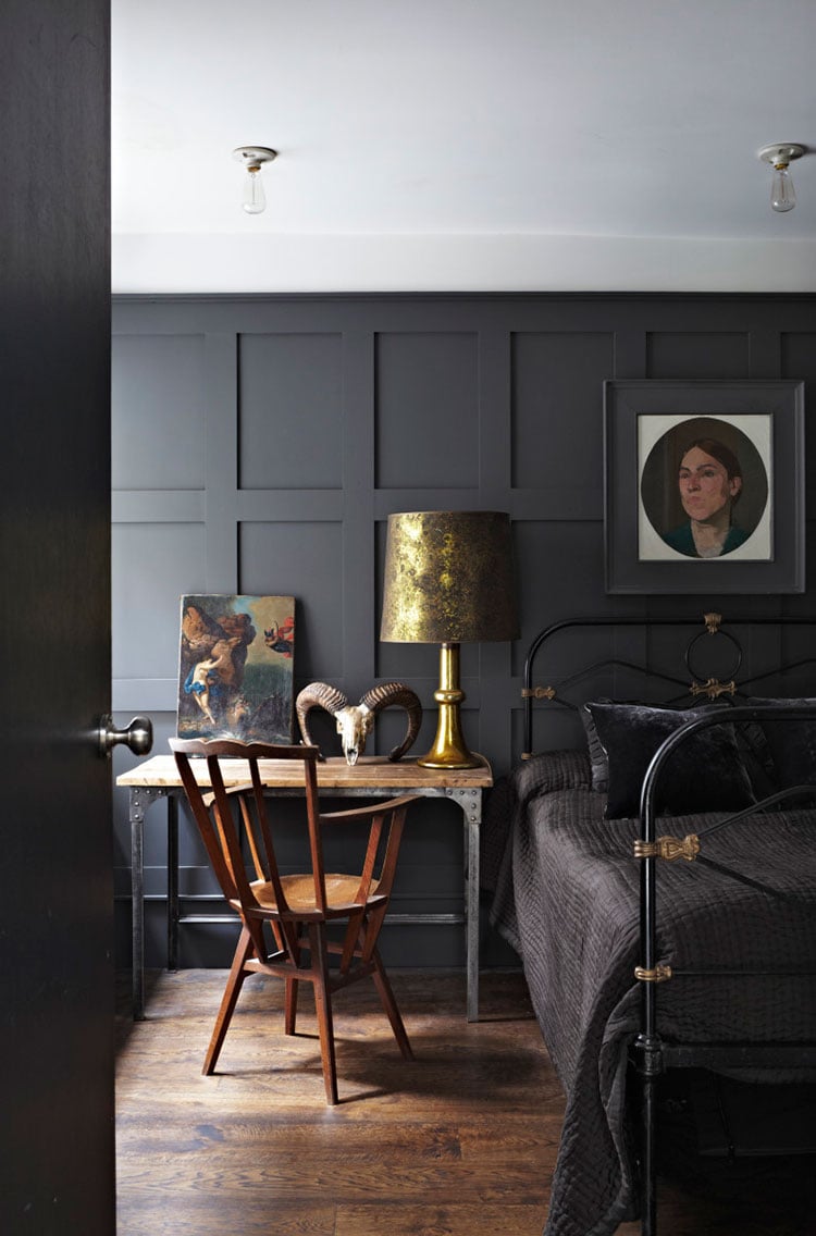 Black Bedroom Walls