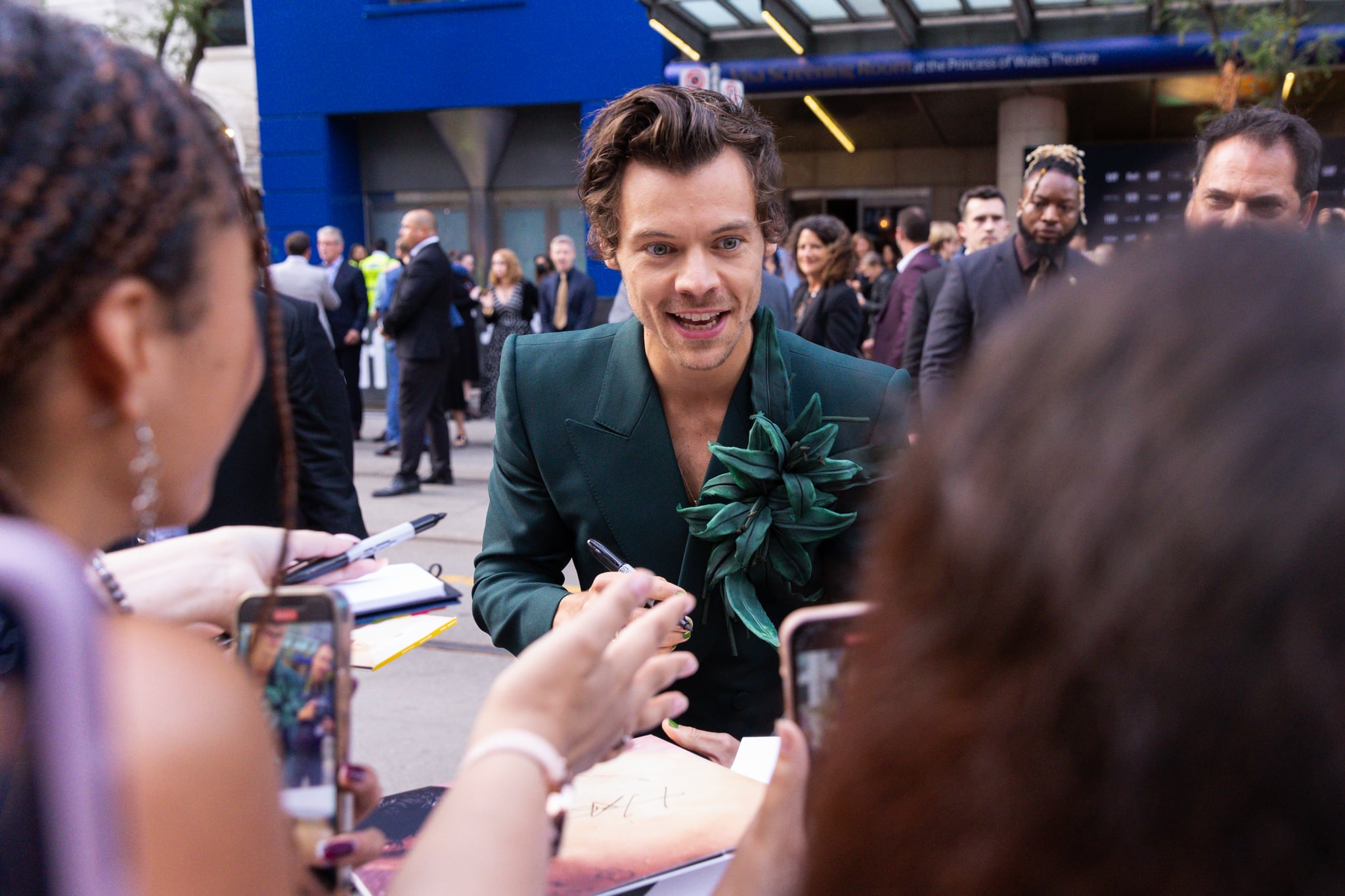 TORONTO, CANADA - SEPT 11: Harry Styles arrives at the world premiere of The Policeman during the 2022 Toronto International Film Festival on September 11, 2022 in Toronto, Canada. (Wesley Lapointe / Los Angeles Times via Getty Images)