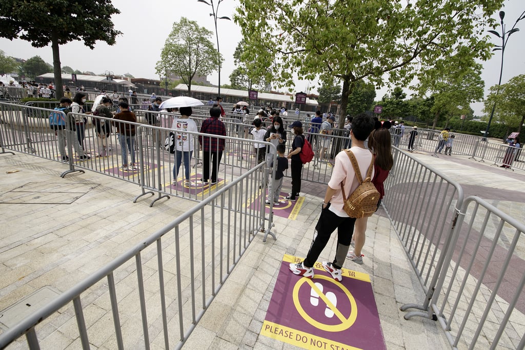 Pictures of Shanghai Disneyland Reopening After Coronavirus