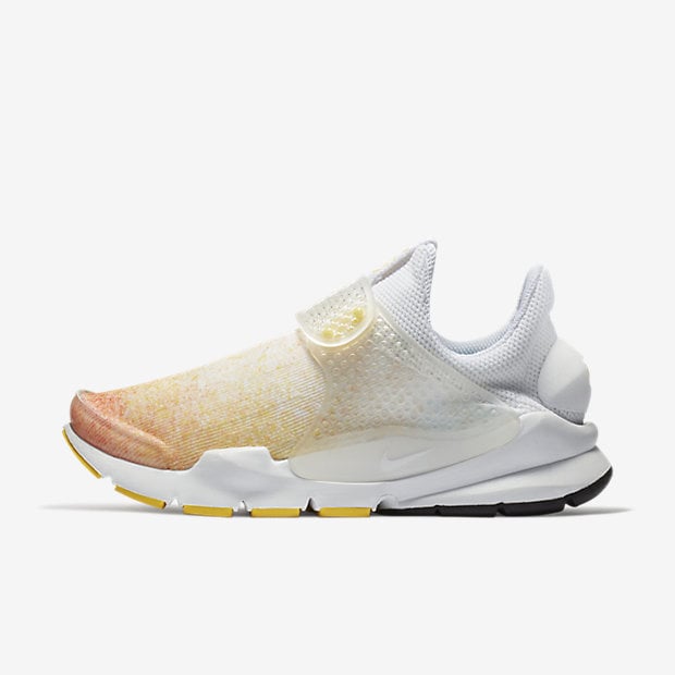 Nike Sock Dart Graphic N7 Women's Shoe | All the New Nike Gear You'll Want  to Live in This Summer | POPSUGAR Fitness Photo 11