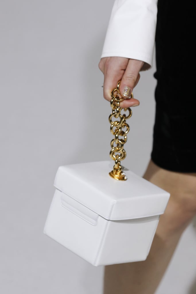 Autumn Bag Trends 2020: Chain Accents