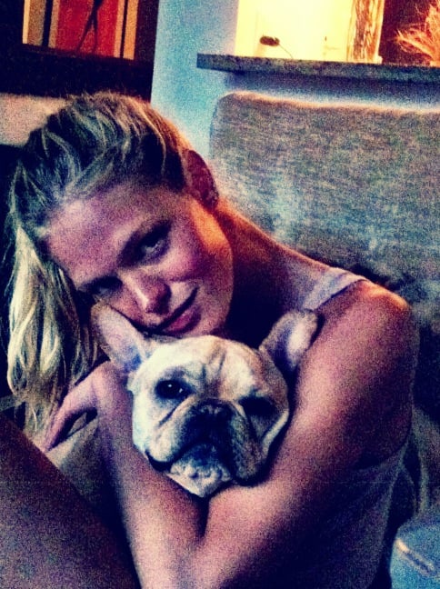 Victoria's Secret Angel Erin Heatherton spends lots of time cuddling with her French bulldog, Eddie.
Source: Twitter user ErinHeatherton