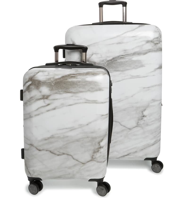 CALPAK Astyll 22-Inch & 30-Inch Spinner Luggage Set