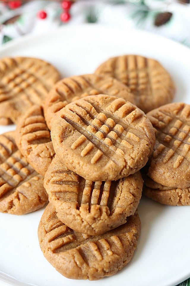 Peanut Butter Vegan Cookies | Vegan Cookie Recipes ...