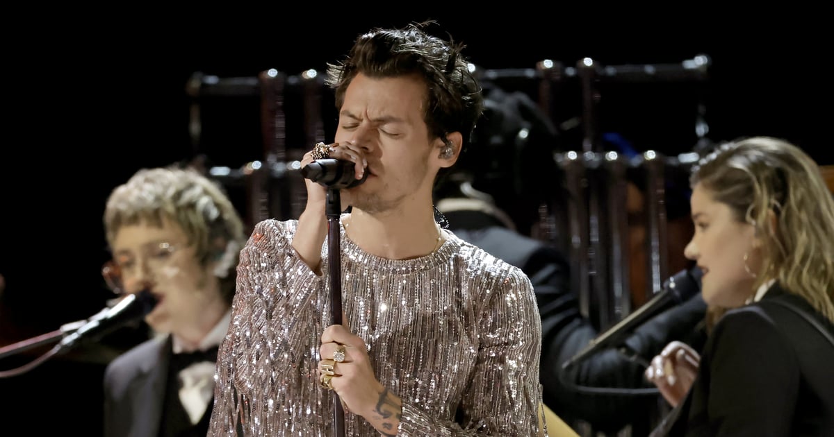 Harry Styles recrea el video musical de 'As It Was' con una escena giratoria en los Grammy