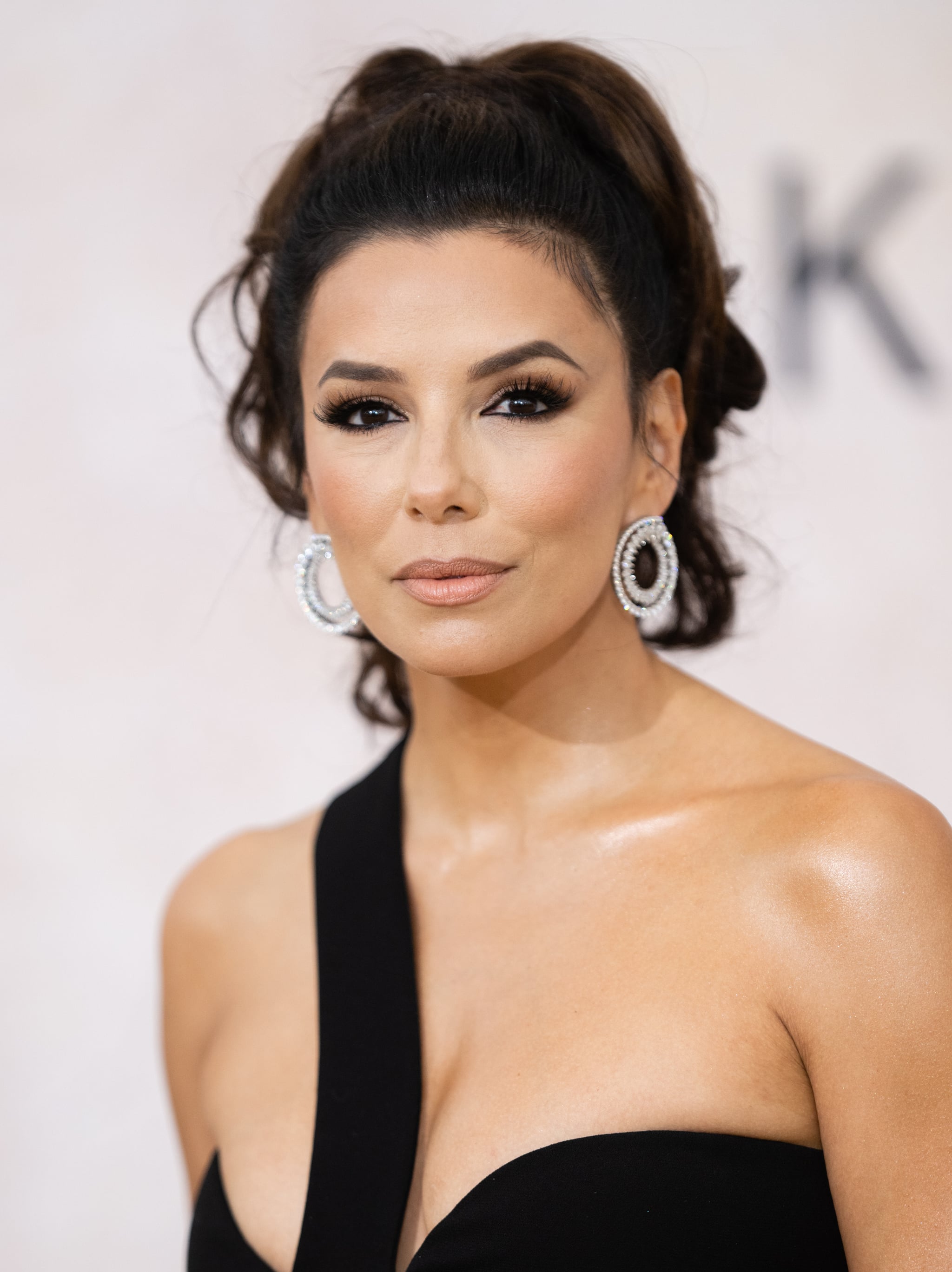 CAP D'ANTIBES, FRANCE - MAY 26: Eva Longoria attends amfAR Gala Cannes 2022 at Hotel du Cap-Eden-Roc on May 26, 2022 in Cap d'Antibes, France.at Hotel du Cap-Eden-Roc on May 26, 2022 in Cap d'Antibes, France. (Photo by Samir Hussein/WireImage)