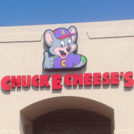 Fight at Chuck E. Cheese's Caught on Video