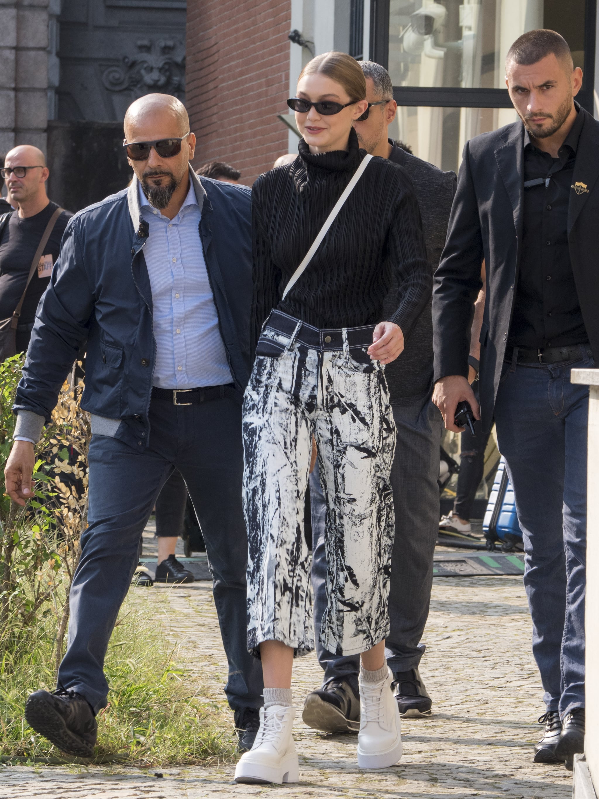 Gigi hadid sunglasses new arrivals 2019