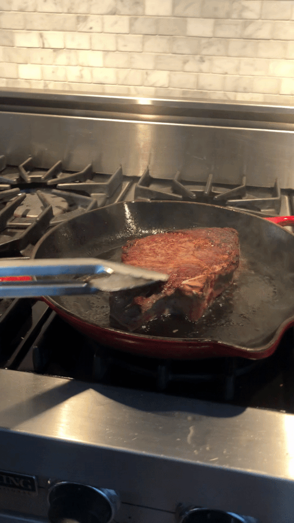 Live Footage of the Tramontina Cast Iron Covered Skillet in Action