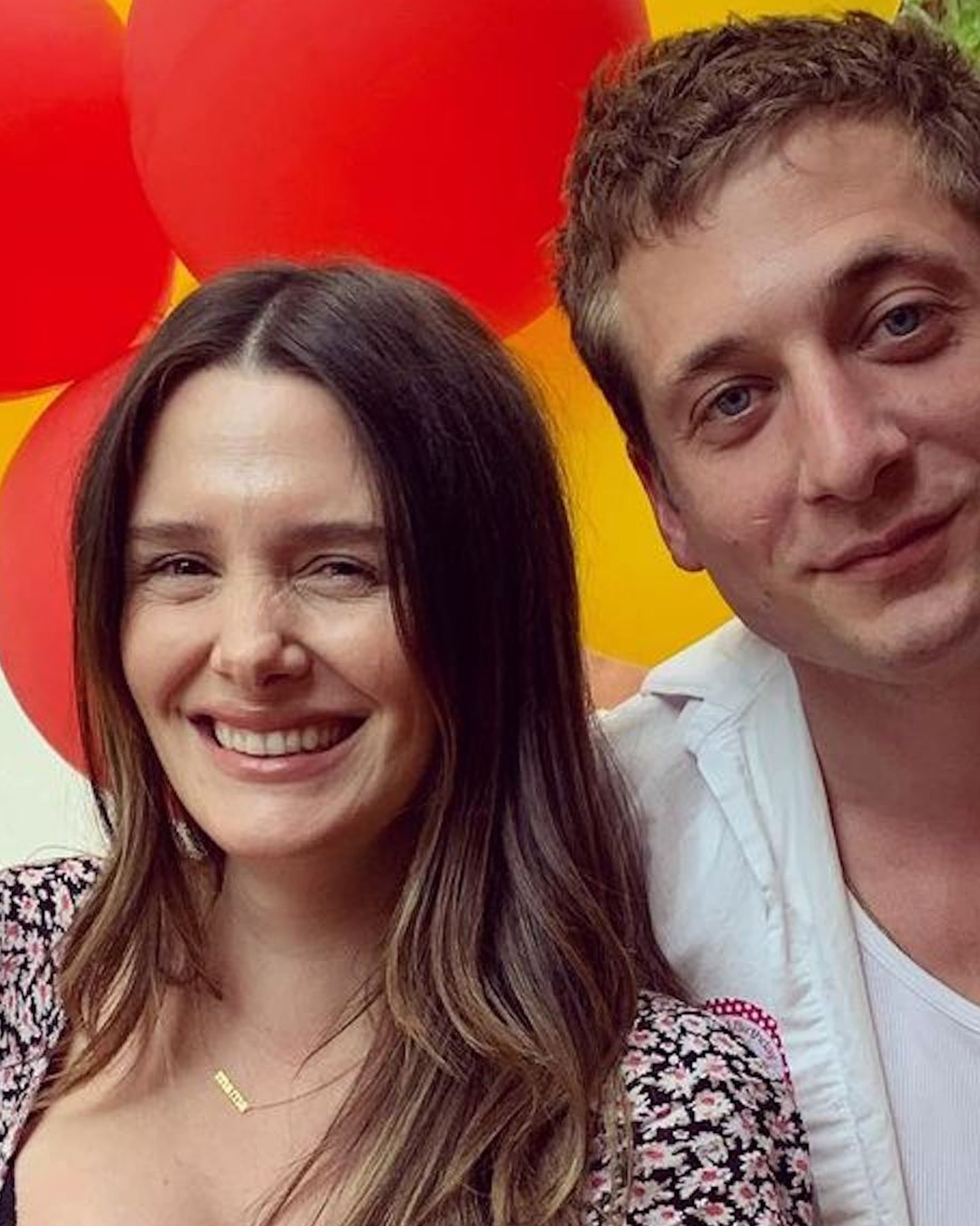 Jeremy Allen White and Addison Timlin Expecting Second Child POPSUGAR(02)