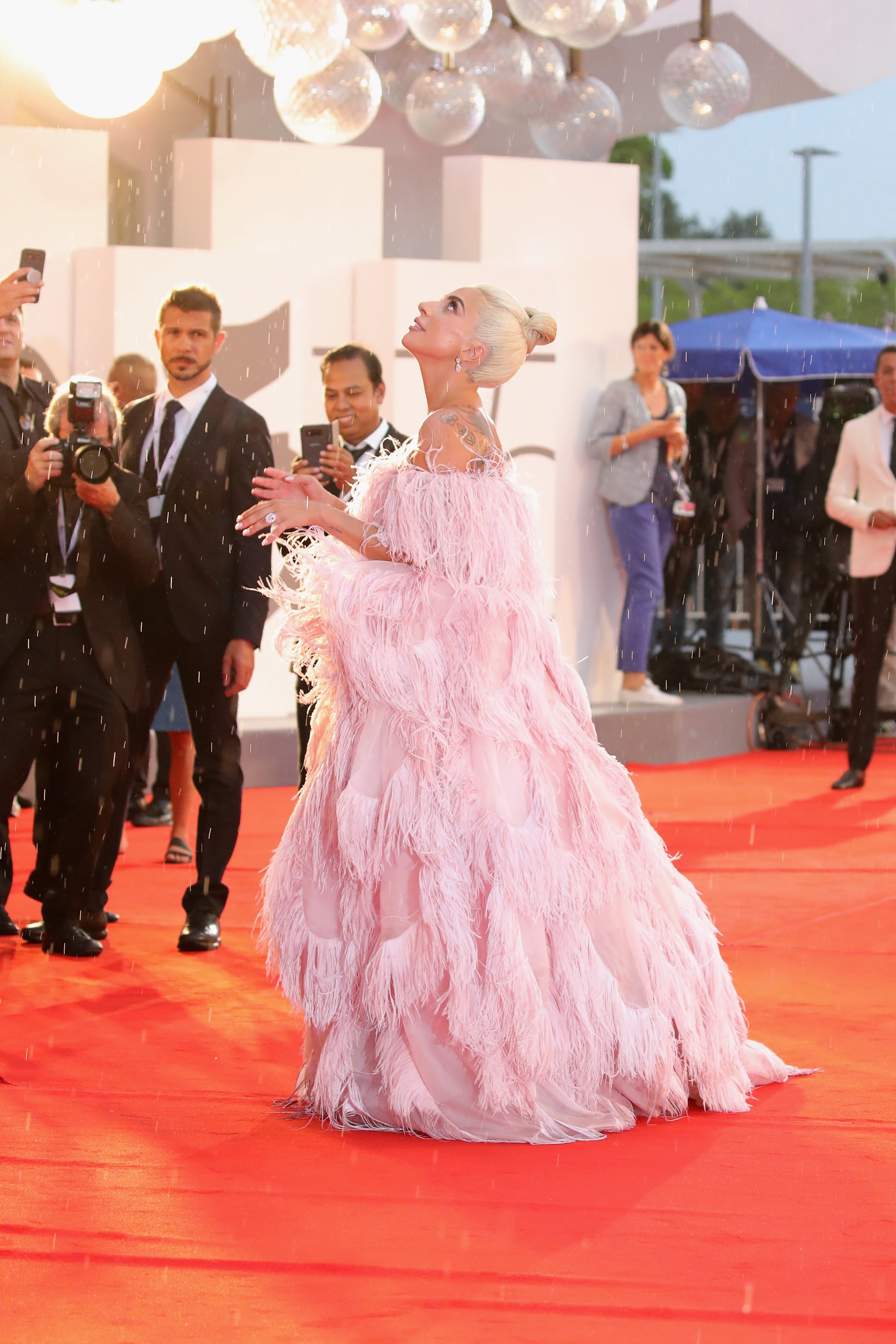 Lady gaga pink gown 2025