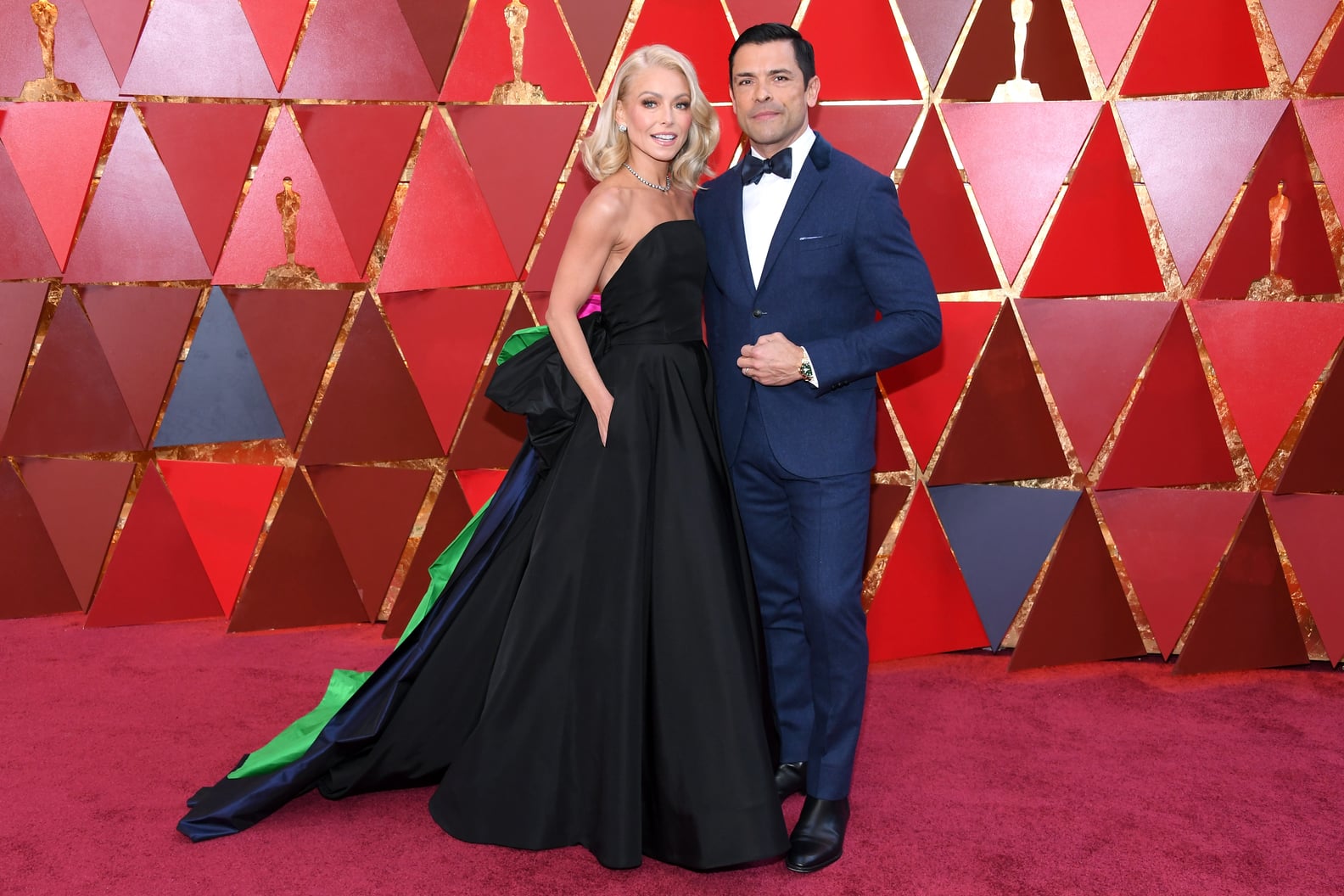Kelly Ripa's Christian Siriano Dress at the 2018 Oscars | PS Fashion