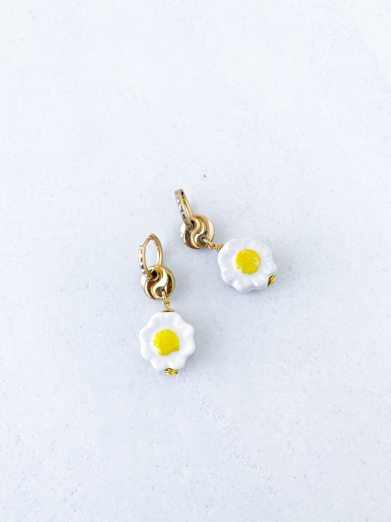 Notte Yin Yang Daisy Earrings