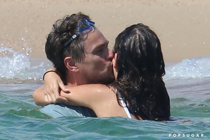 Leonardo-DiCaprio-Camila-Morrone-Kissing