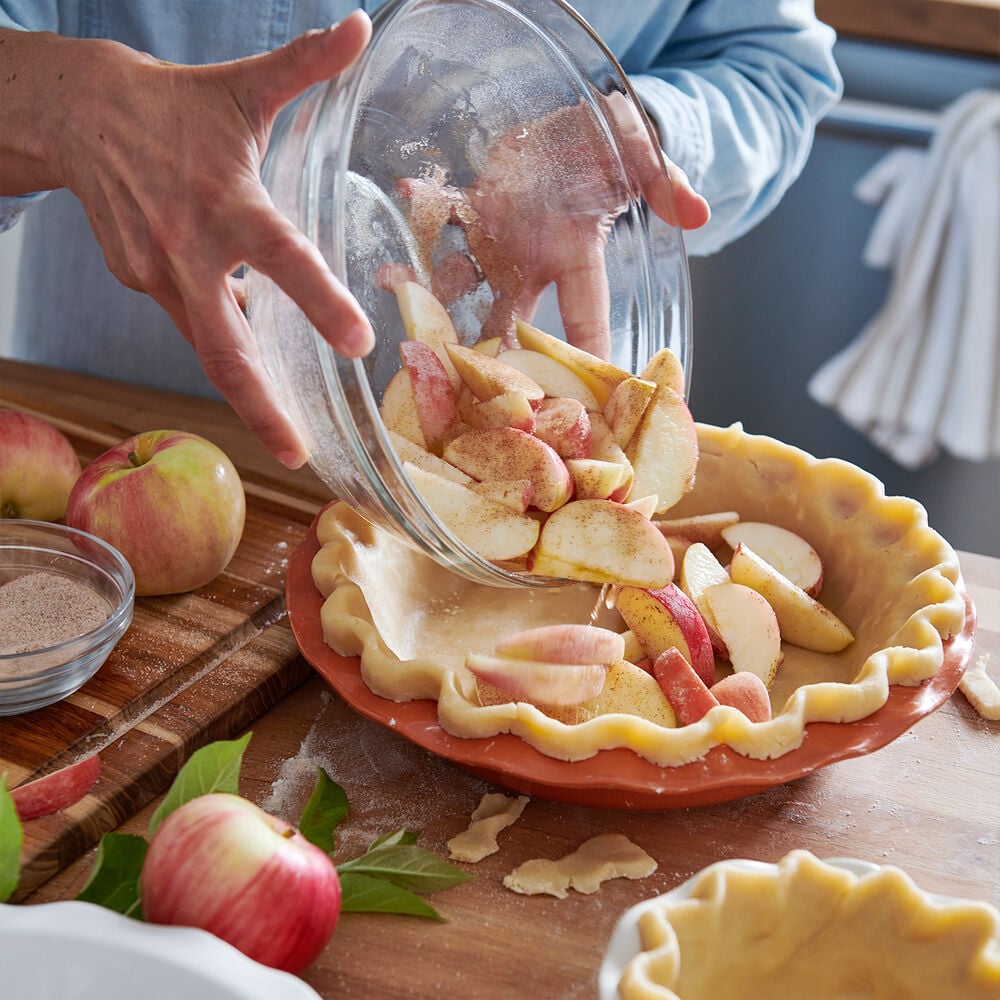 Emile Henry Traditional Pie Dish