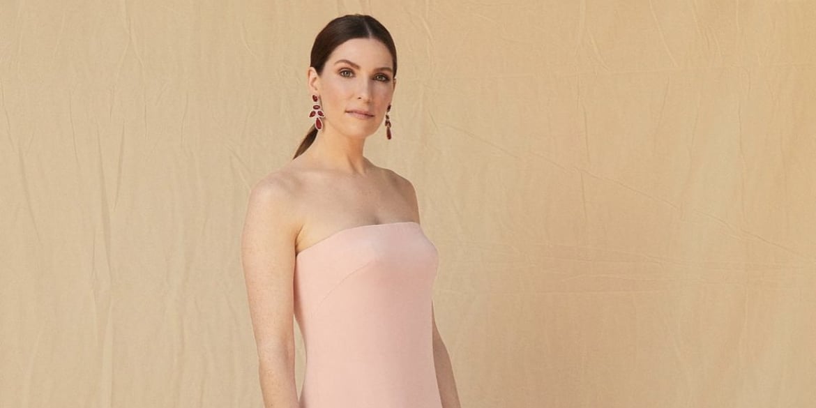 Sarah Levy's "Oh Schitt!" Clutch at SAG Awards 2021 PS Fashion(01)