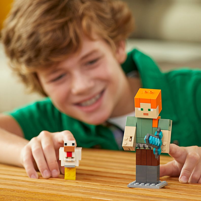 Lego Minecraft Alex BigFig With Chicken