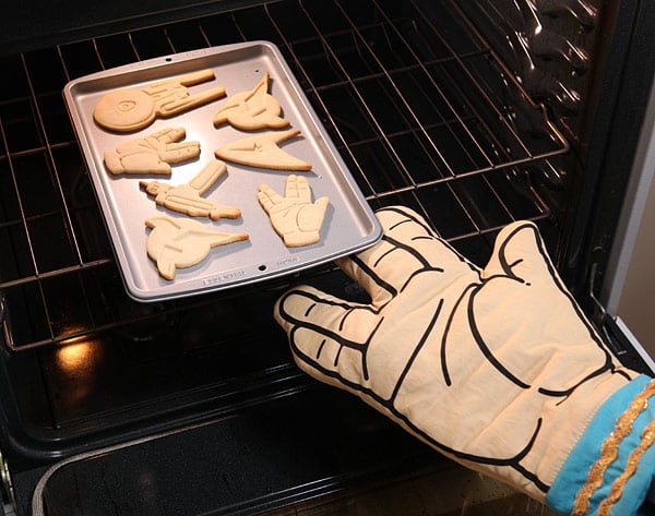 Spock Oven Mitt