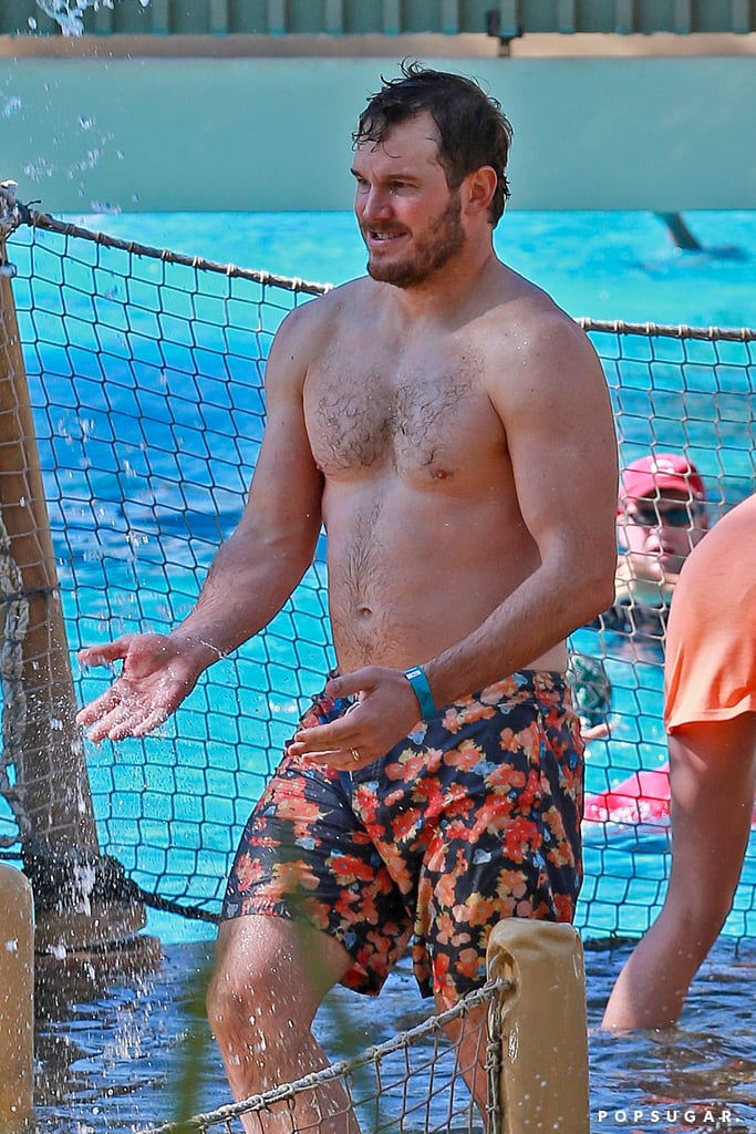 Chris Pratt Shirtless and Anna Faris in a Bikini in Hawaii