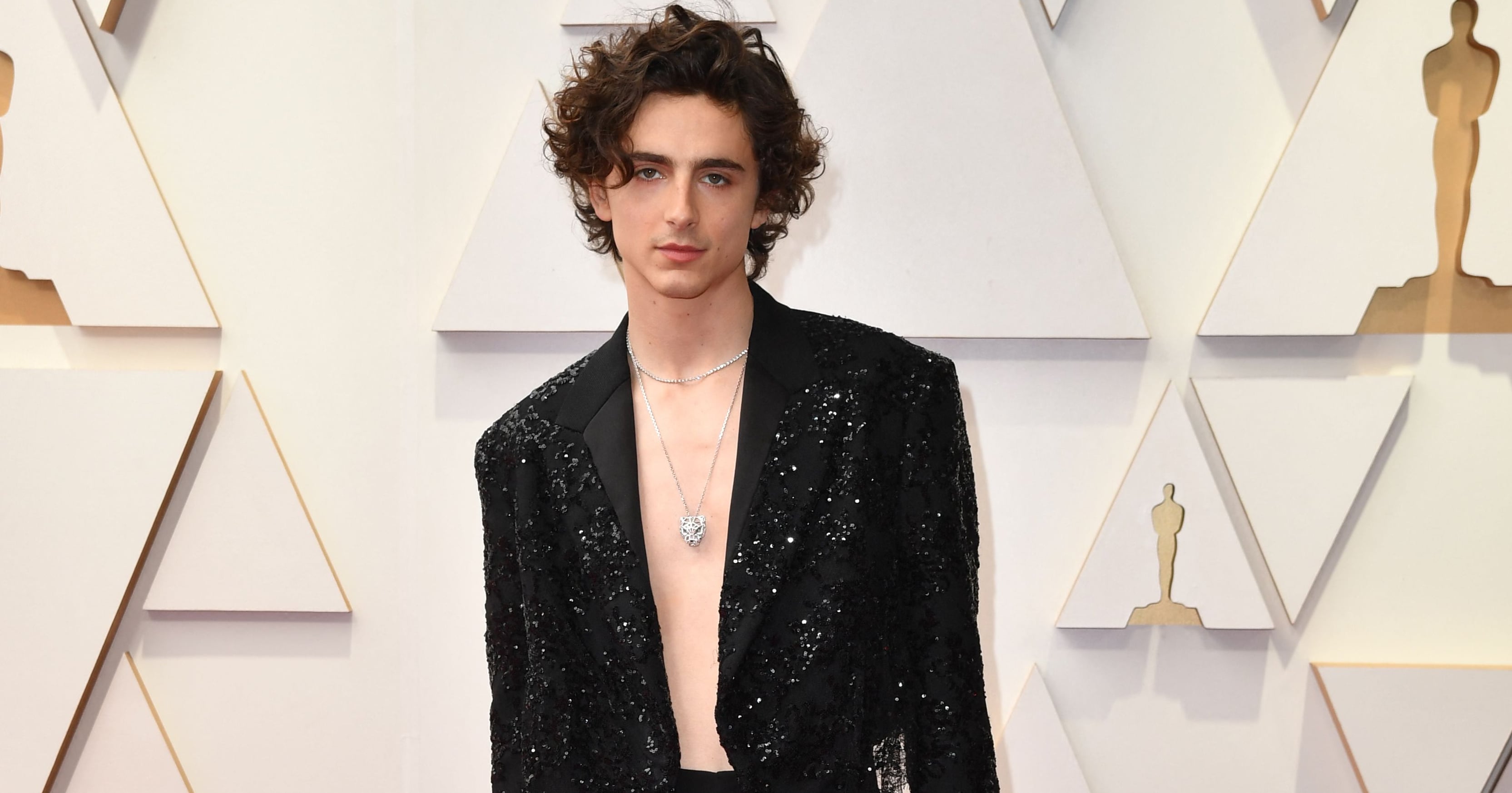 Timothee Chalamet's Premiere Outfit Explodes On Twitter