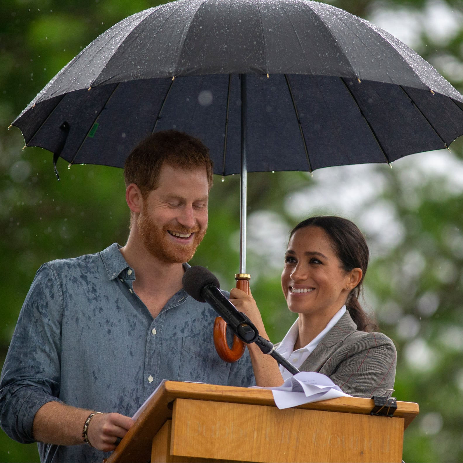 Meghan Markle Holding Prince Harry's Umbrella October 2018 POPSUGAR
