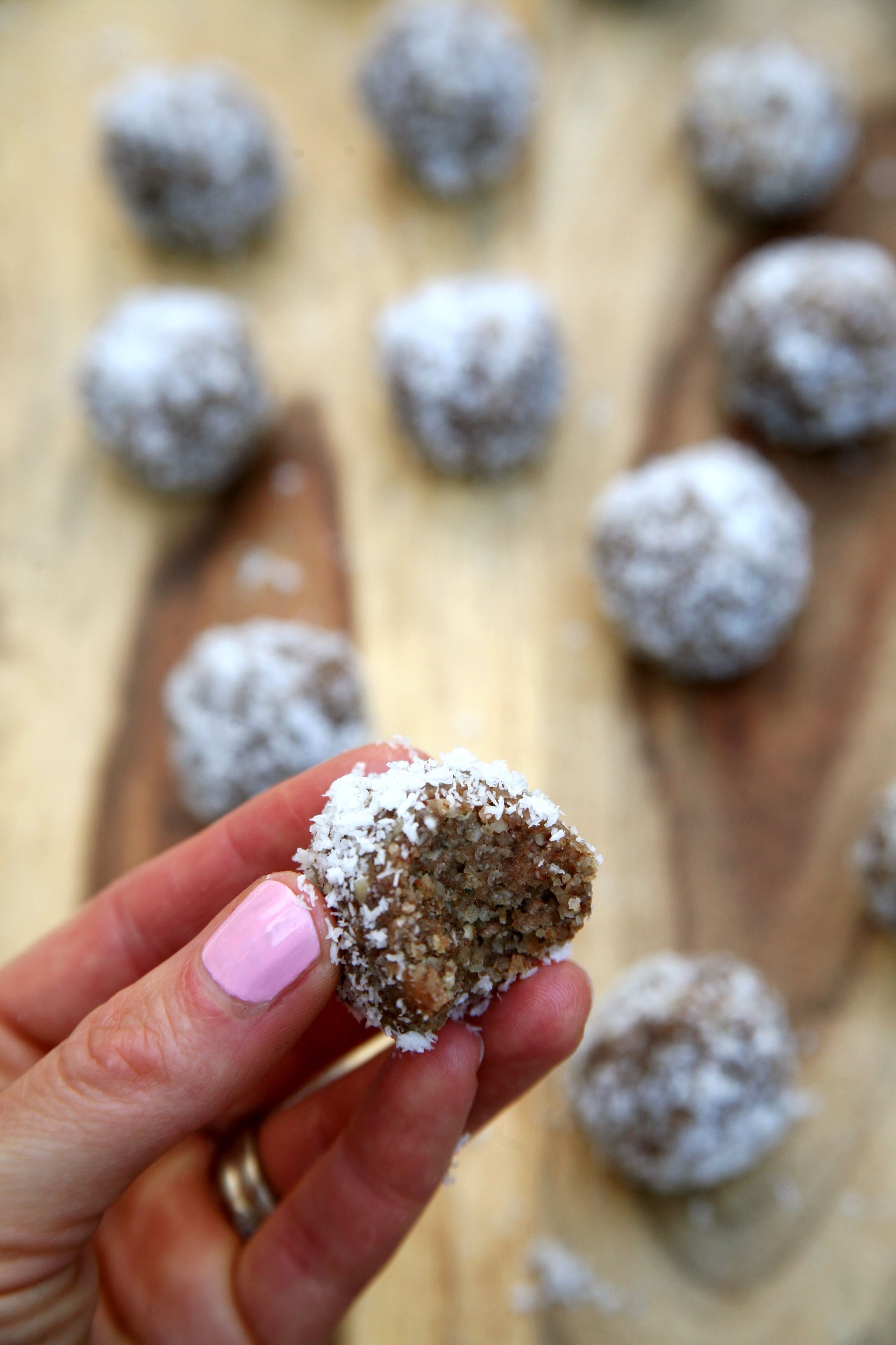 Paleo Protein Balls If You Want To Feel Healthier These Snacks