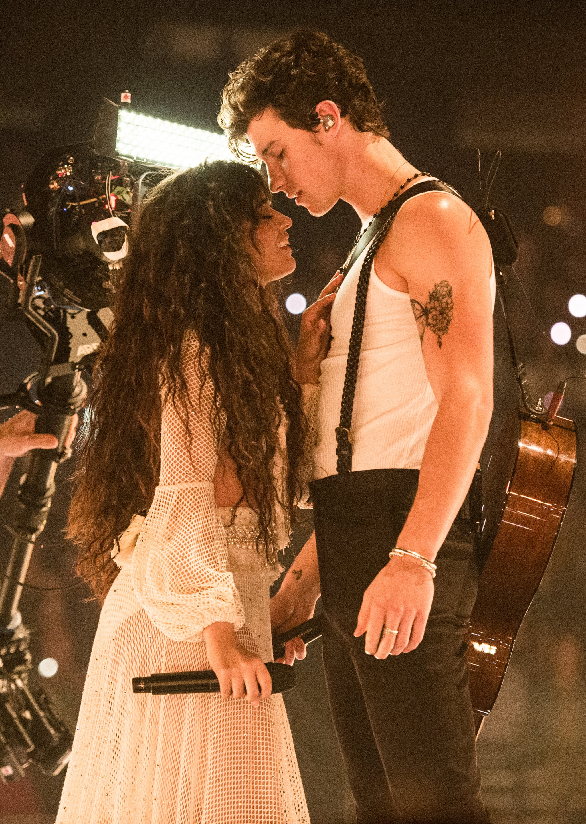 Shawn Mendes Camila Cabello 2019 Mtv Vmas Performance Video Popsugar Entertainment