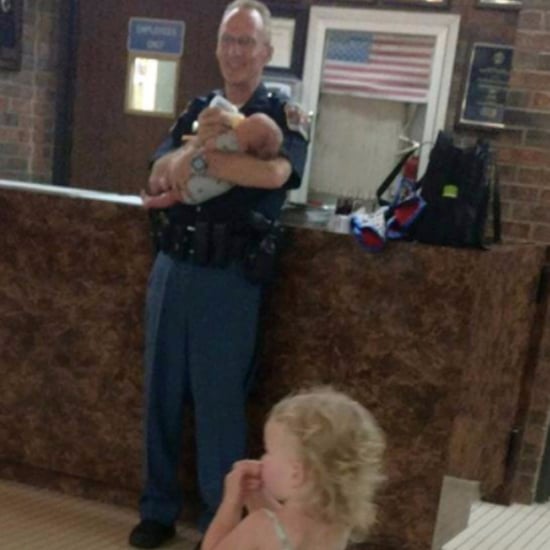 Police Officer Helps Family Stranded on the Highway