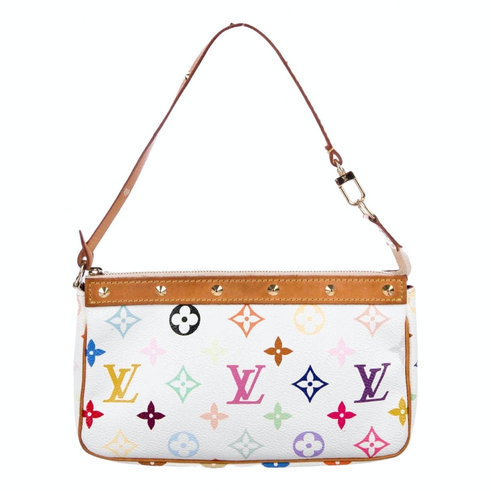 Louis Vuitton Pochette Accessorie Clutch Bag | How to Wear the Y2K ...