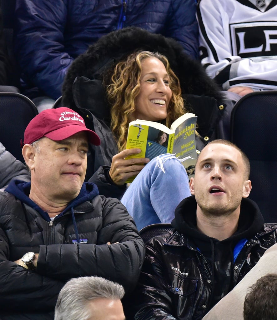 Sarah Jessica Parker Gives Tom Hanks a Look