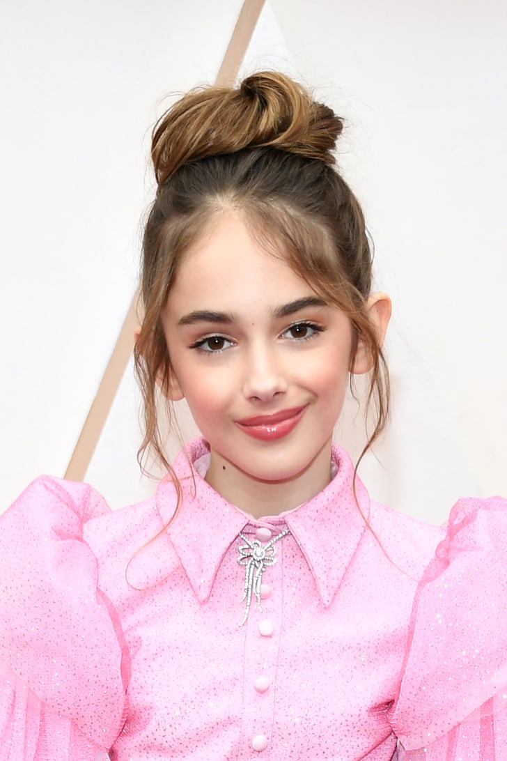 Julia Butters Stashed a Turkey Sandwich in Her Oscars Purse | POPSUGAR