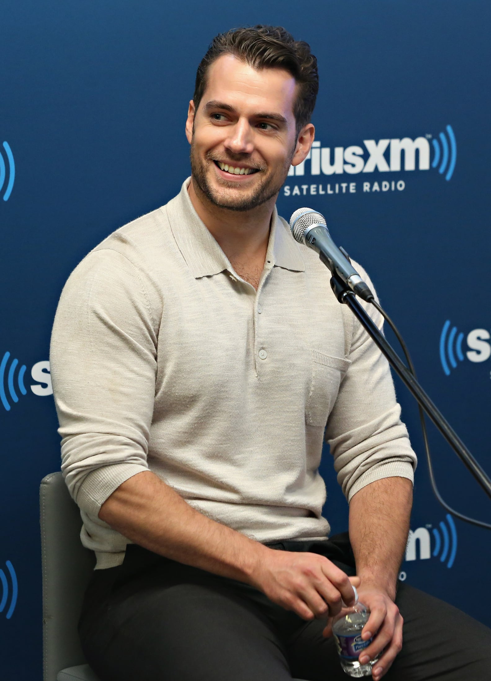 Hot Pictures of Henry Cavill | PS Celebrity