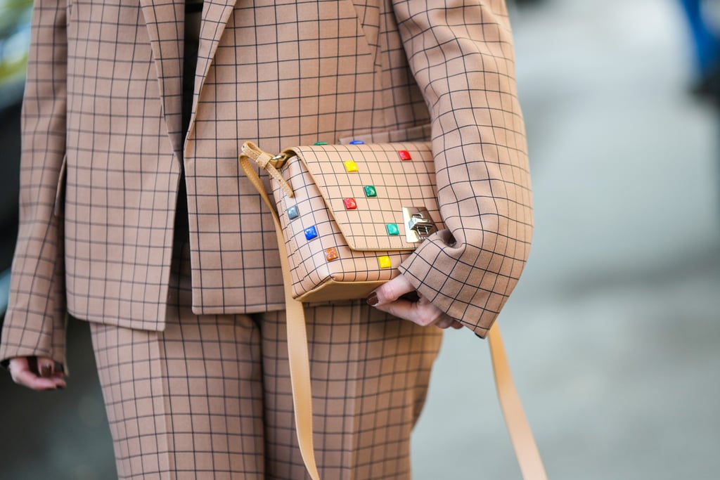 "Hot Chocolate" Nails Explained by a Pro