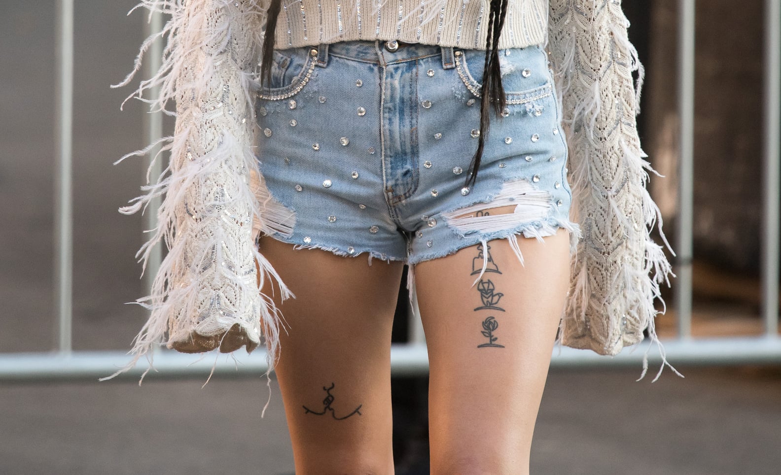 23 Thigh Tattoo Ideas | PS Beauty