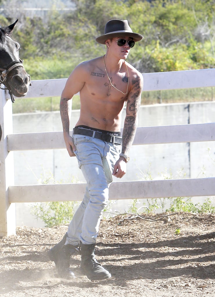 Justin Bieber Shirtless on a Horse | Pictures