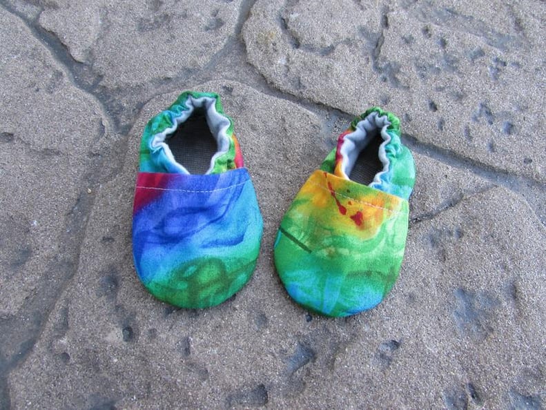 Cabooties Tie Dye Rainbow Baby Shoes