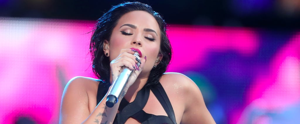Demi Lovato's Performance at 2015 MTV VMAs