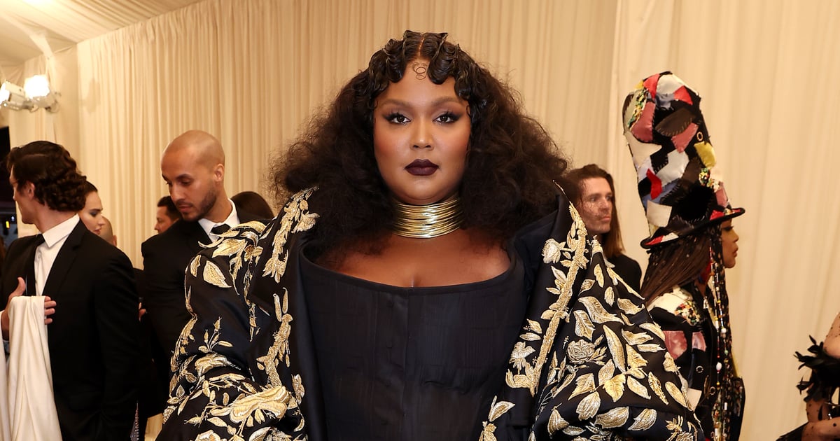 Lizzo's Cape Embroidery at the Met Gala Took 1,200 Hours to Create.jpg