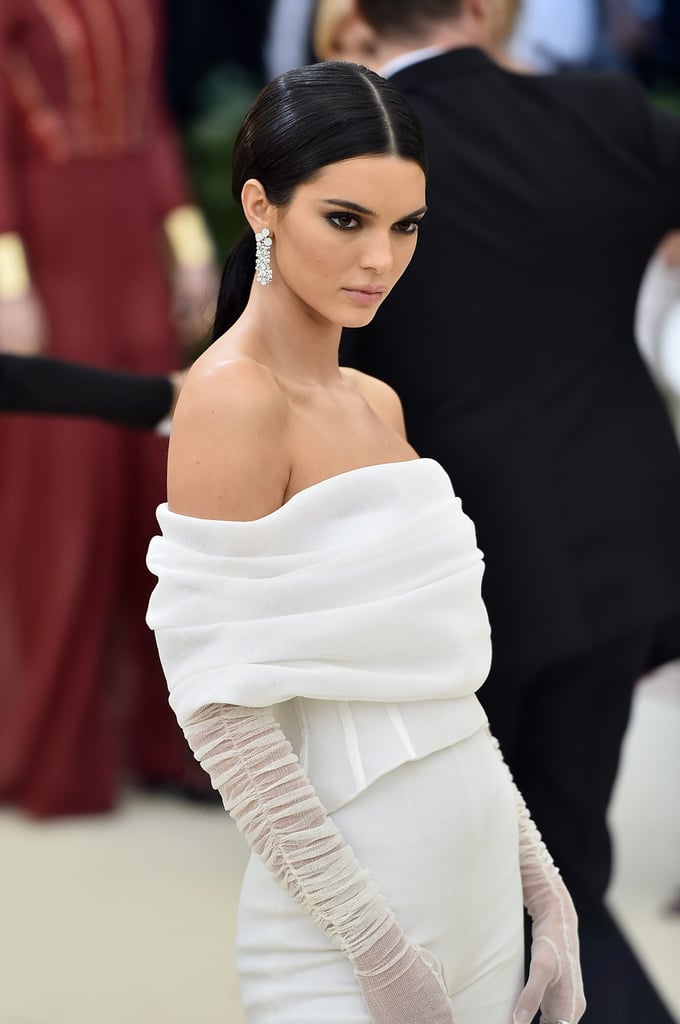 Sexy Kendall Jenner Pictures