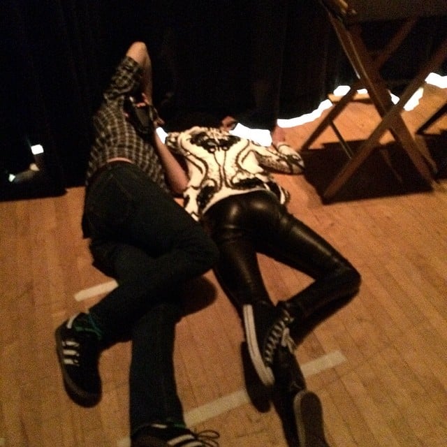 Shailene and @johngreenwritesbooks trying to watch @natandalex perform from backstage! #tfiostour #tfiostn
Source: Instagram user popsugar