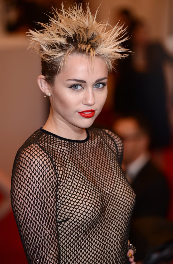 Miley Cyrus' hair and makeup at the 2013 Met Gala