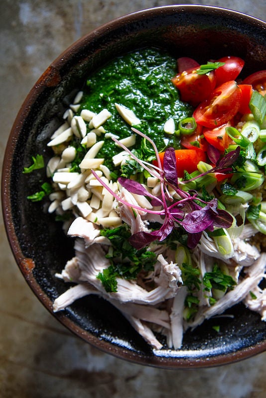 Quinoa, Chicken, and Kale Pesto Bowl