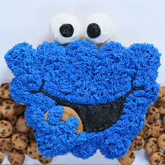 Cookie Monster Pull-Apart Cake Recipe