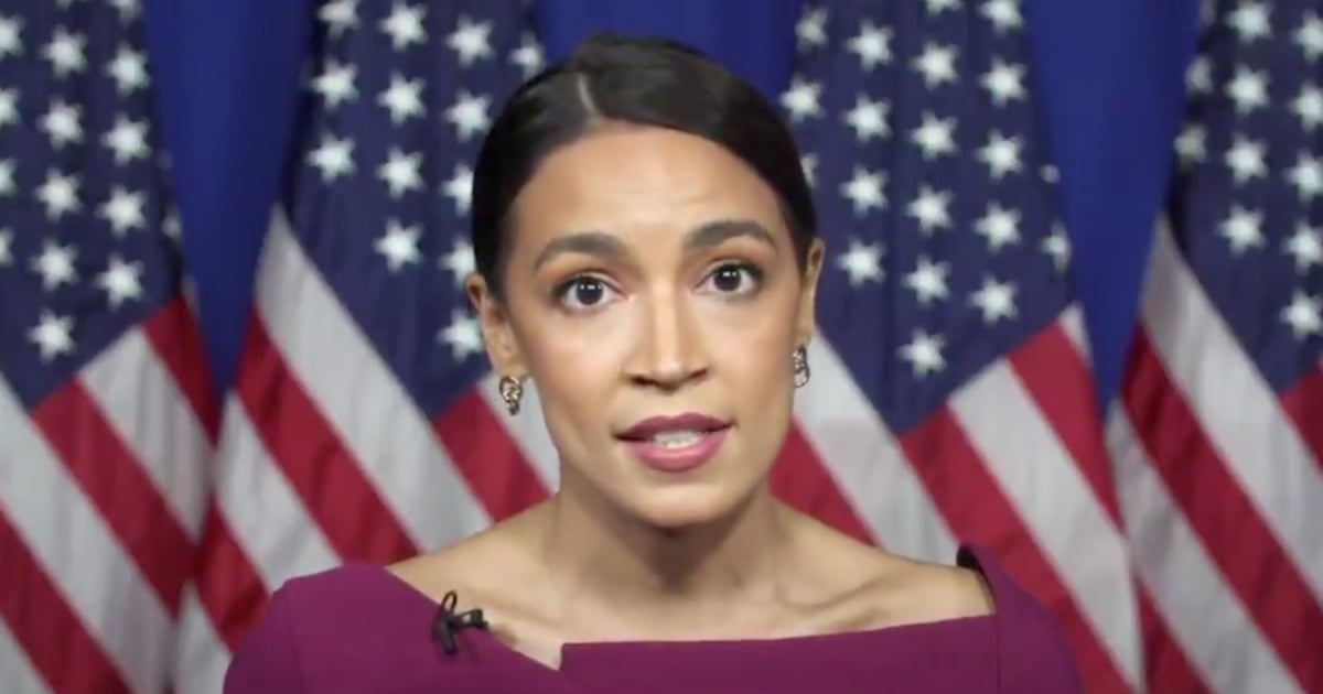 Why Did Aoc Endorse Bernie Sanders At The Dnc Popsugar News 