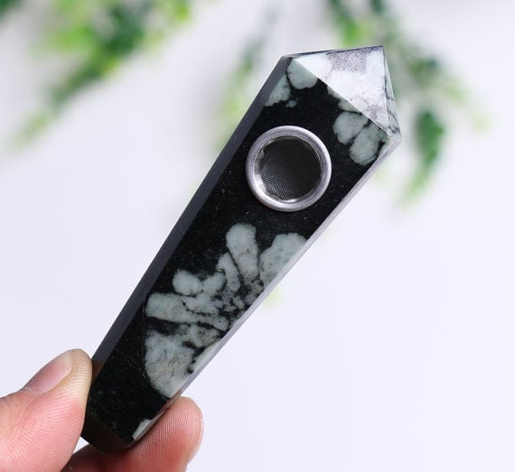 Natural Chrysanthemum Stone Pipe